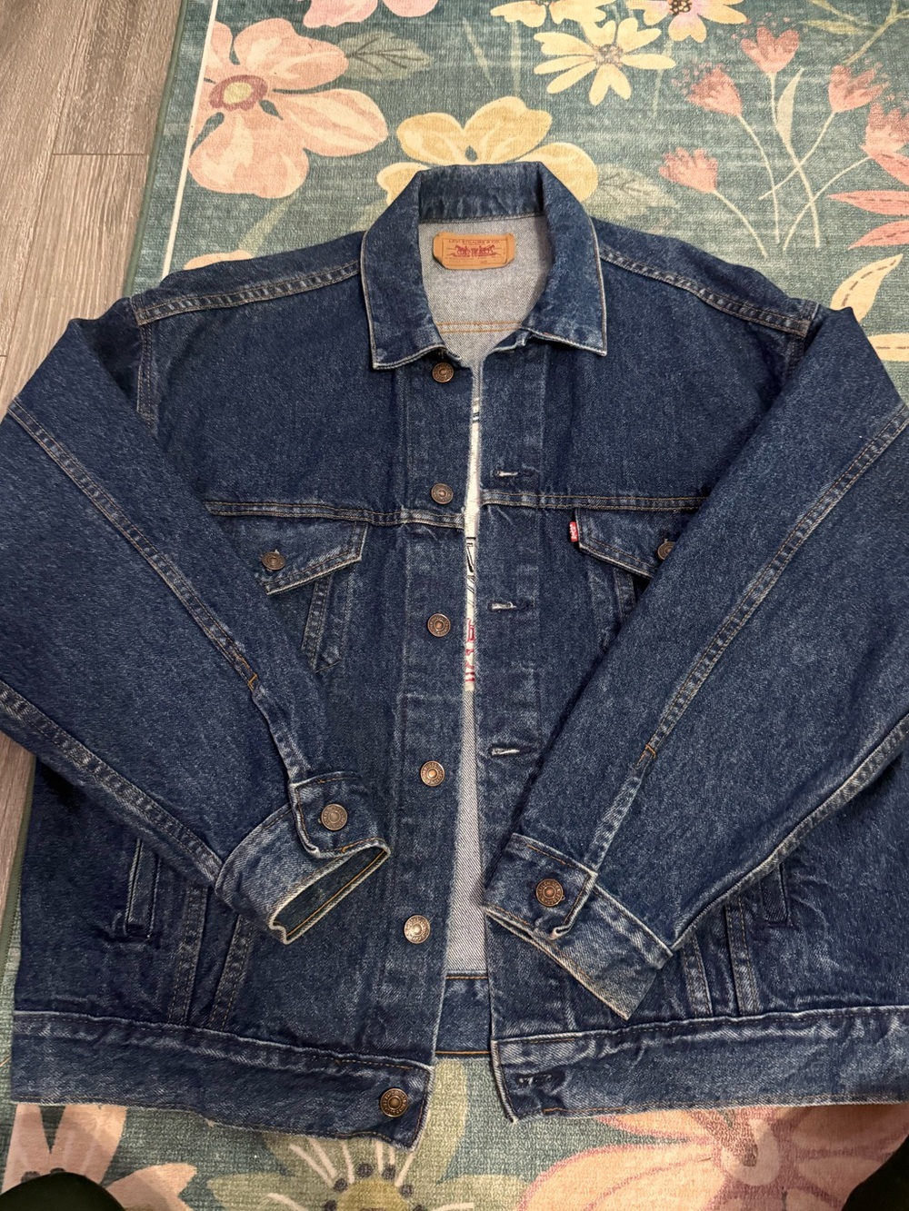 Vintage 90s Levi Men's Dark Blue Denim Jacket - Classic Trucker Style